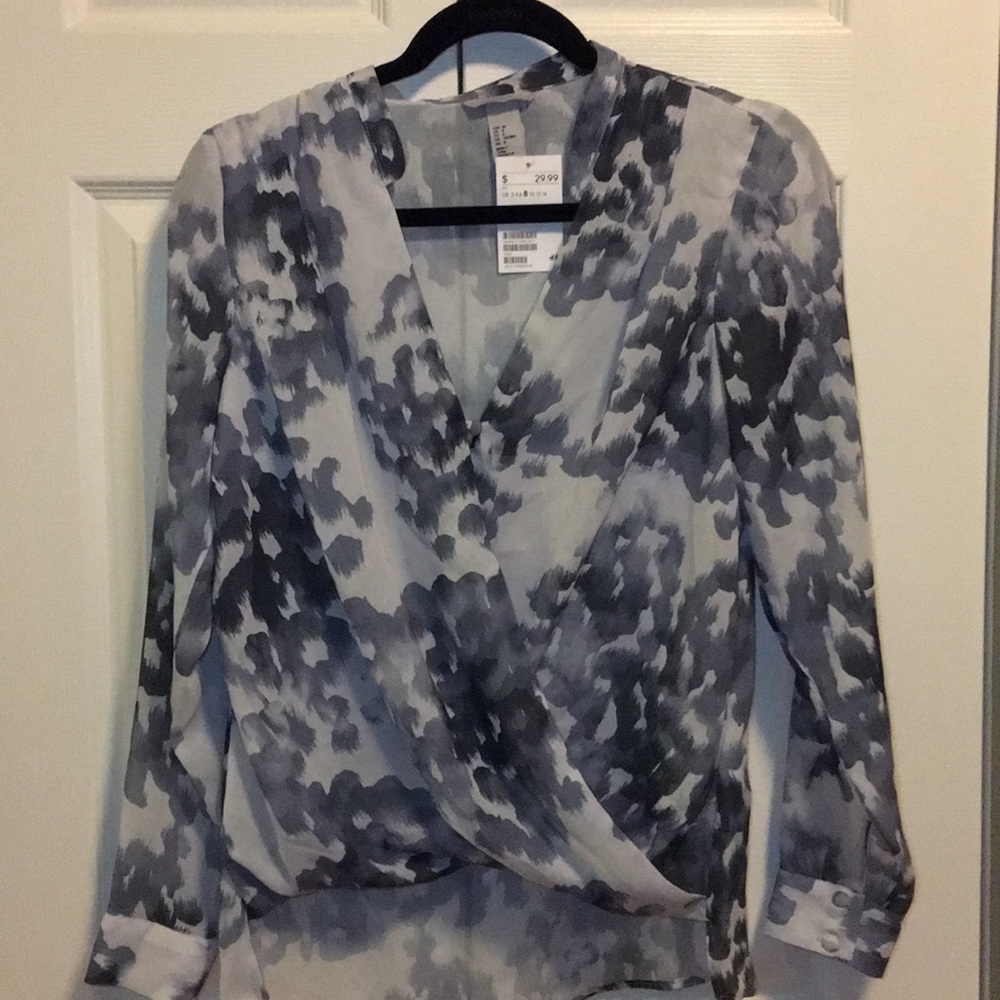 NWT! H&M Patterned Faux Wrap Blouse